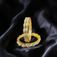 Regal Scallop Crystal Bangles (4 Bangles)