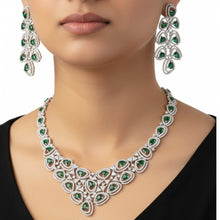 Emerald Cascade Teardrop Jewelry Set