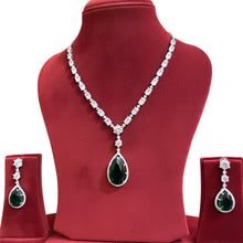 Emerald Elegance Teardrop Necklace Set