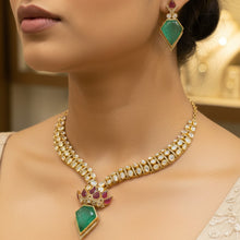 Padma Emerald Polki Necklace Set