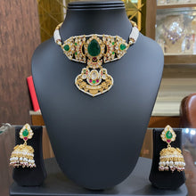 Riwaayat Emerald Polki Choker Set