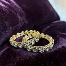 Noir Kundan Luxe Bangles