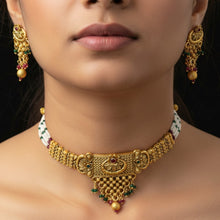 Nakshi Choker