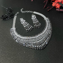 Midnight Sparkle Black & Sliver Immitation Jewellery Set