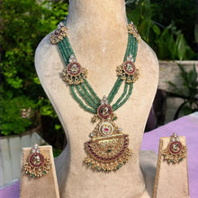 Emerald Royalty Necklace Set