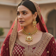 Traditional Golden Kundan Necklace Set