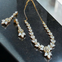 Regal Bloom Diamond Set