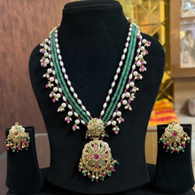 Rajsi Panna Gulnaar Mala Set