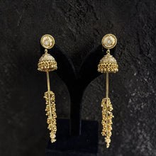 Rajsi Noor Latkan Jhumka