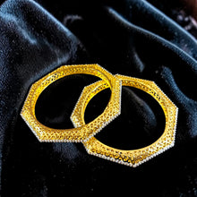 Zarina Filigree Hexa Bangles