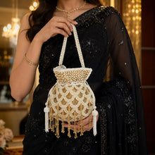Pearl Majesty Potli
