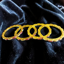 Ruby Royale Scallop Bangles (4 Bangles)