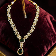 Rajsi Crimson Bloom Necklace Set
