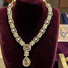 Rajsi Crimson Bloom Necklace Set