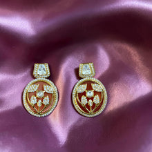 Crimson Flora Pendant Set