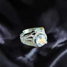 Celeste Solitaire Luxe Ring