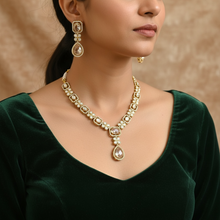 Rajsi Crimson Bloom Necklace Set