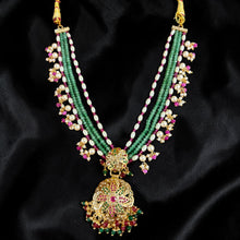 Rajsi Panna Gulnaar Mala Set