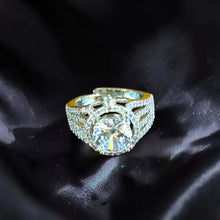Celeste Solitaire Luxe Ring