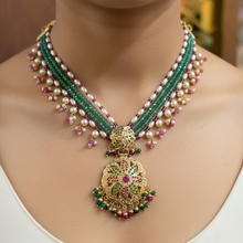 Rajsi Panna Gulnaar Mala Set