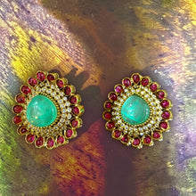 Panna Pushpa Stud Earrings