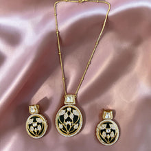 Crimson Flora Pendant Set