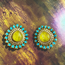 Panna Pushpa Stud Earrings