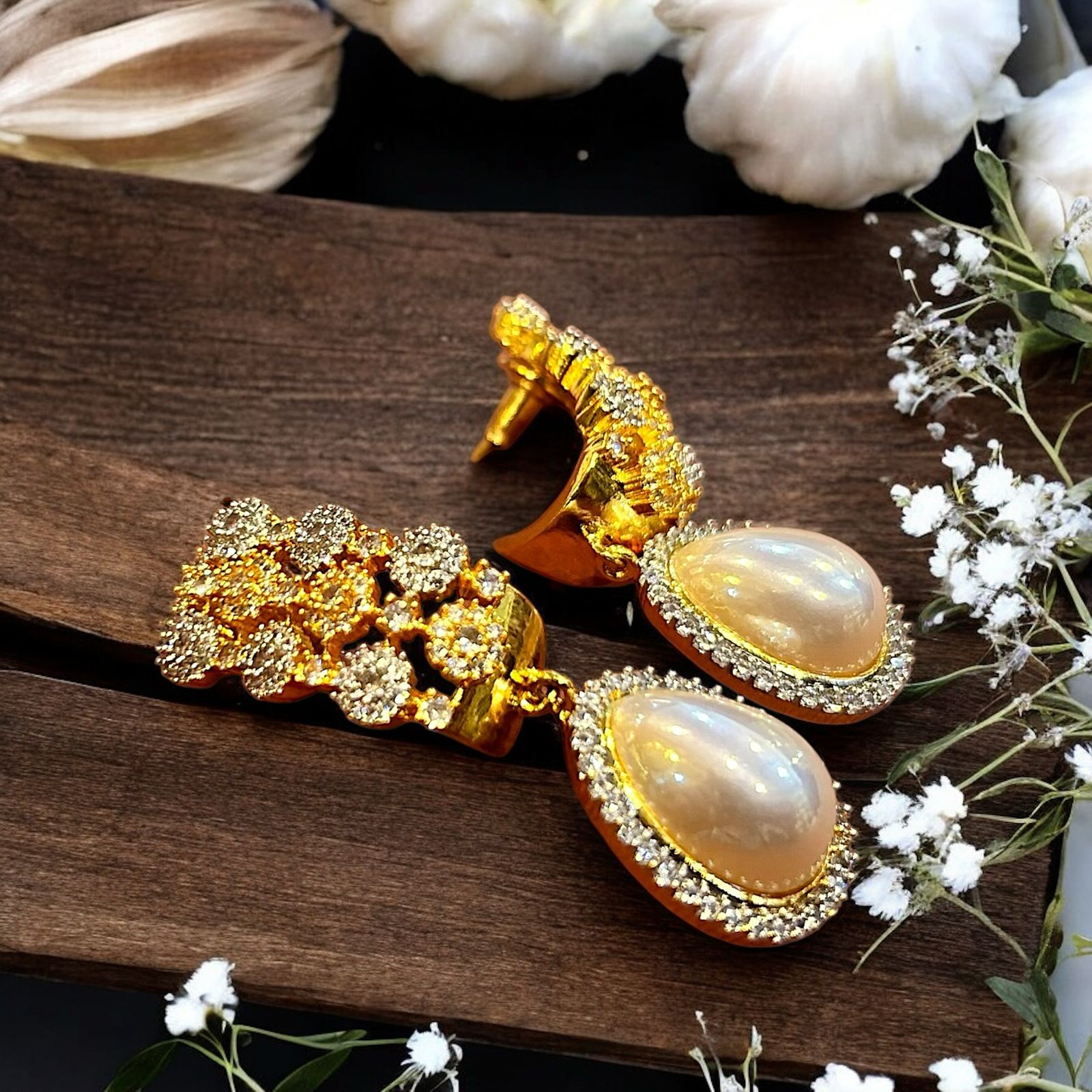 Golden Moonlight Drops