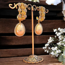 Golden Moonlight Drops