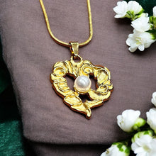 Golden Pearl pendant