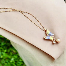 Butterfly Pearl Pendant Necklace