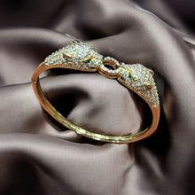 Twin Panther Head Golden Bracelet