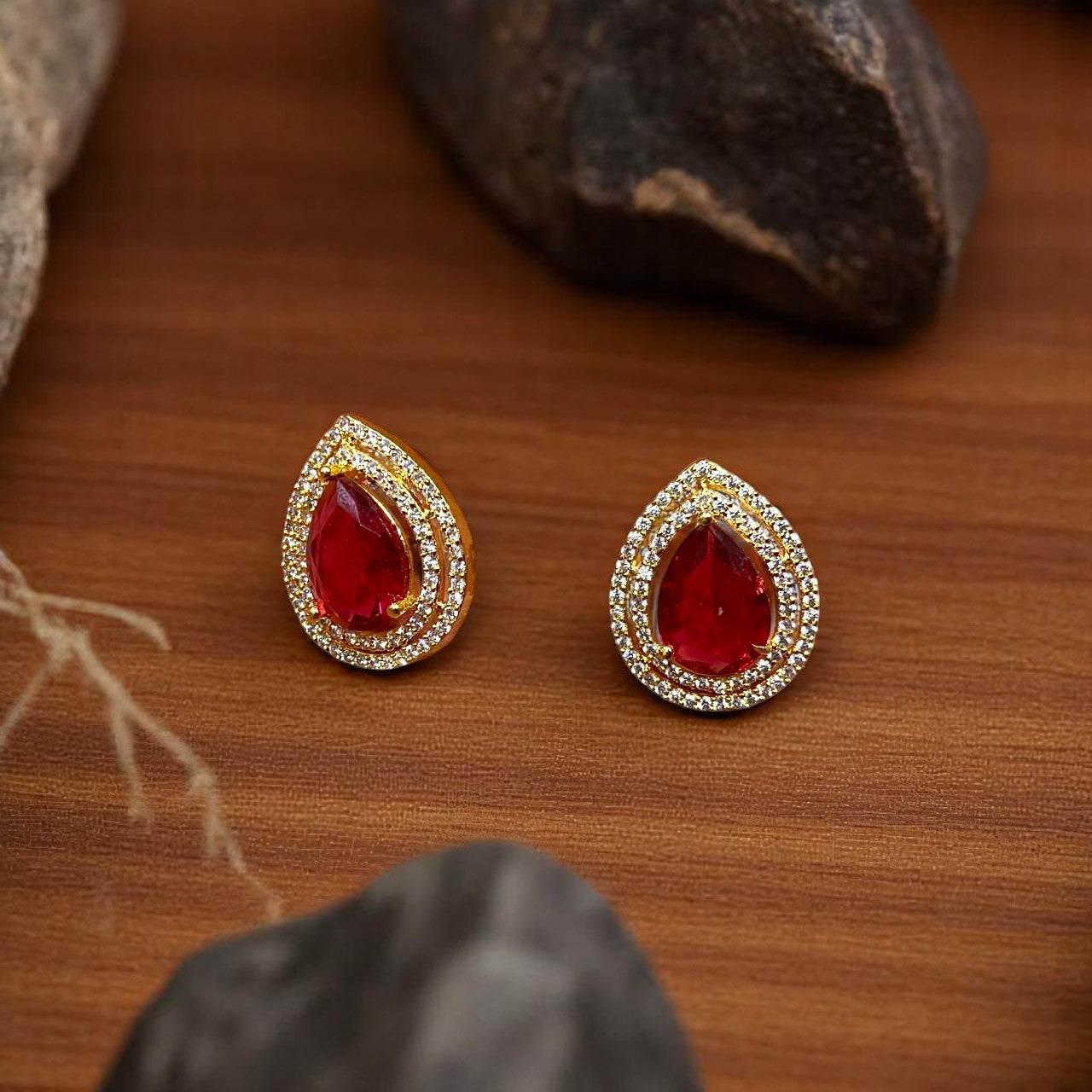 Royal Ruby Teardrop Pendant Set