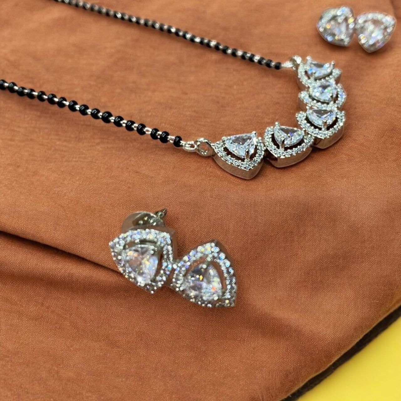 Radiant Teardrop Mangalsutra Set