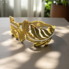 Golden Leaf Elegance Bracelet