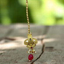 Floral Antique Golden Set with Maang Tikka