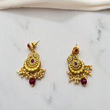 Antique Peacock Motif Bridal Set with Ruby Beads