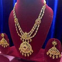 Regal Heritage Kundan Necklace Set