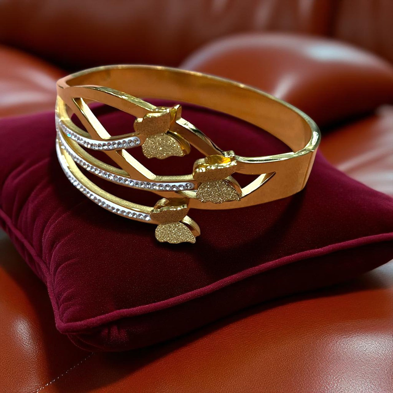 Golden Tulip Embrace Cuff
