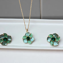 Emerald Petal Bloom Set