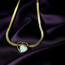 Golden Embrace Heart Set