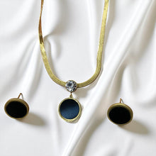 Midnight Radiance Circle Set