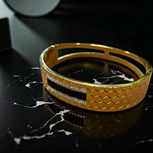 Honeycomb Noir Bangle