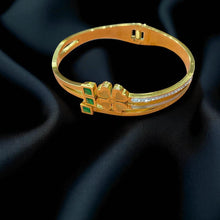Emerald Bloom Radiance Bangle