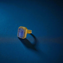 Royal Sapphire Glint Ring