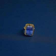 Royal Sapphire Glint Ring