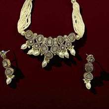 Ivory Glow Kundan Set