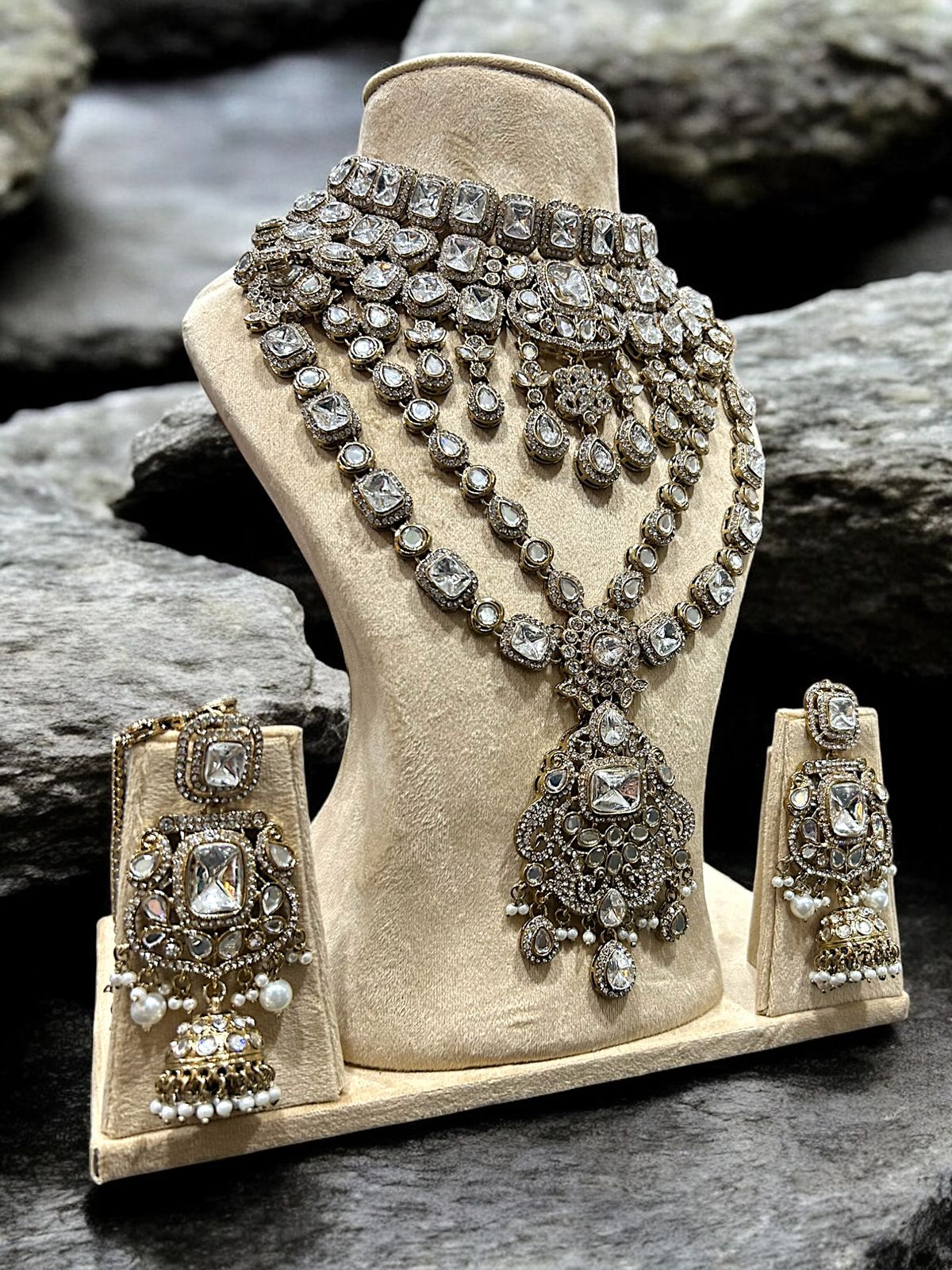 Regal Kundan Polki Bridal Jewelry Set