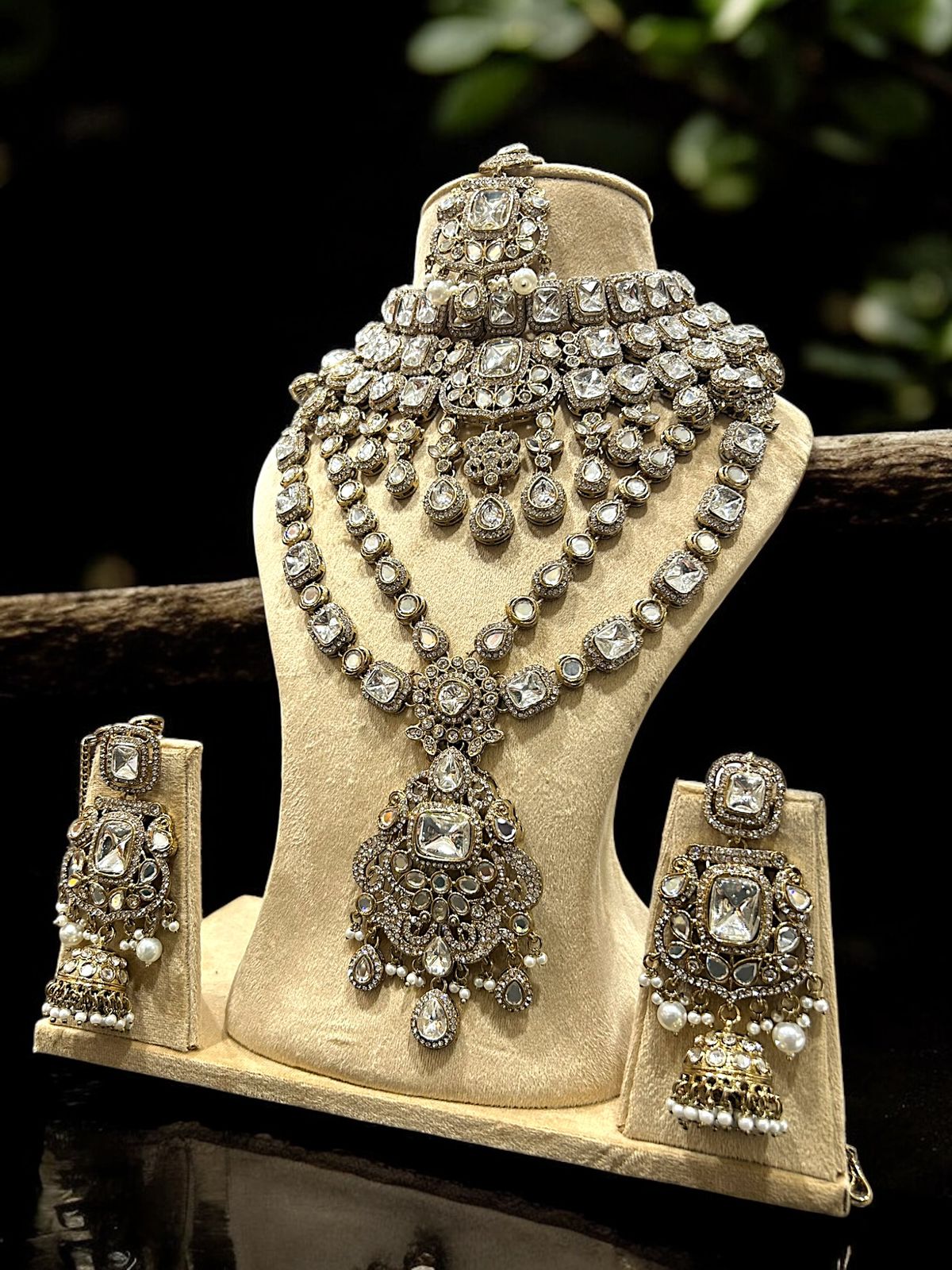 Regal Kundan Polki Bridal Jewelry Set
