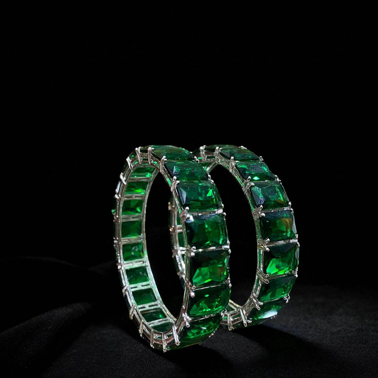 Royal Emerald Radiance Bangles